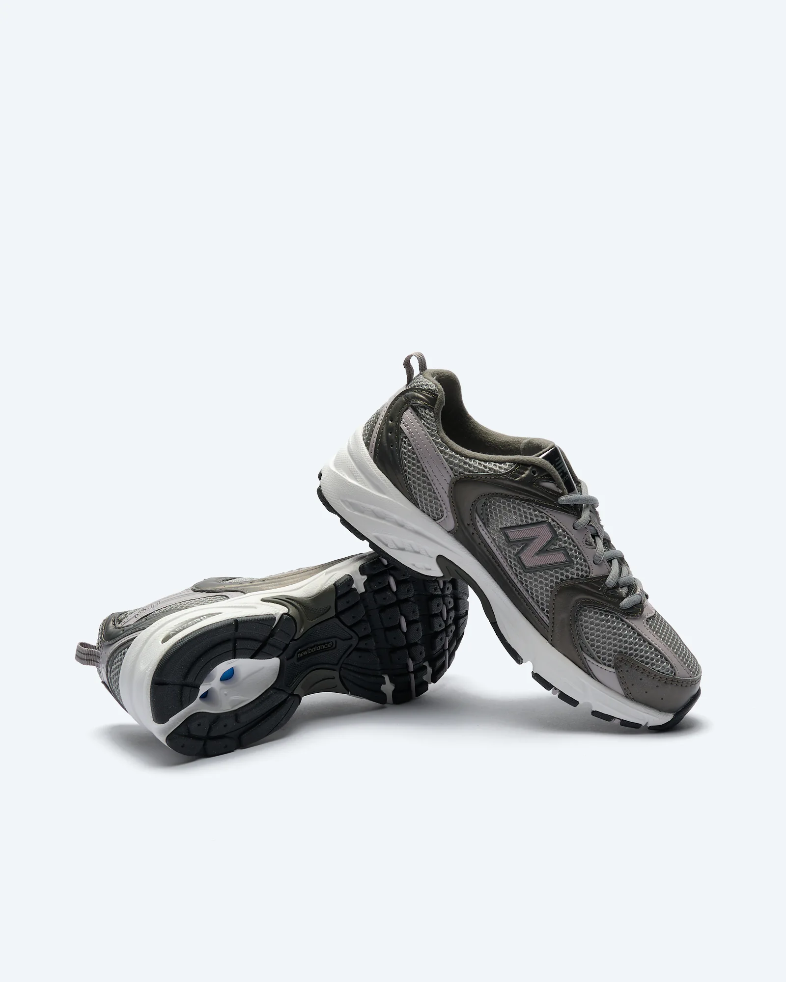 530 Sneaker Black Metallic