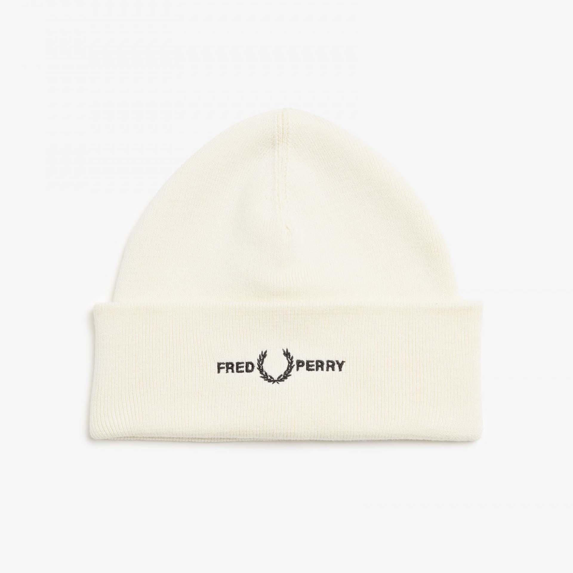 Fred Perry Graphic Beanie Ecru