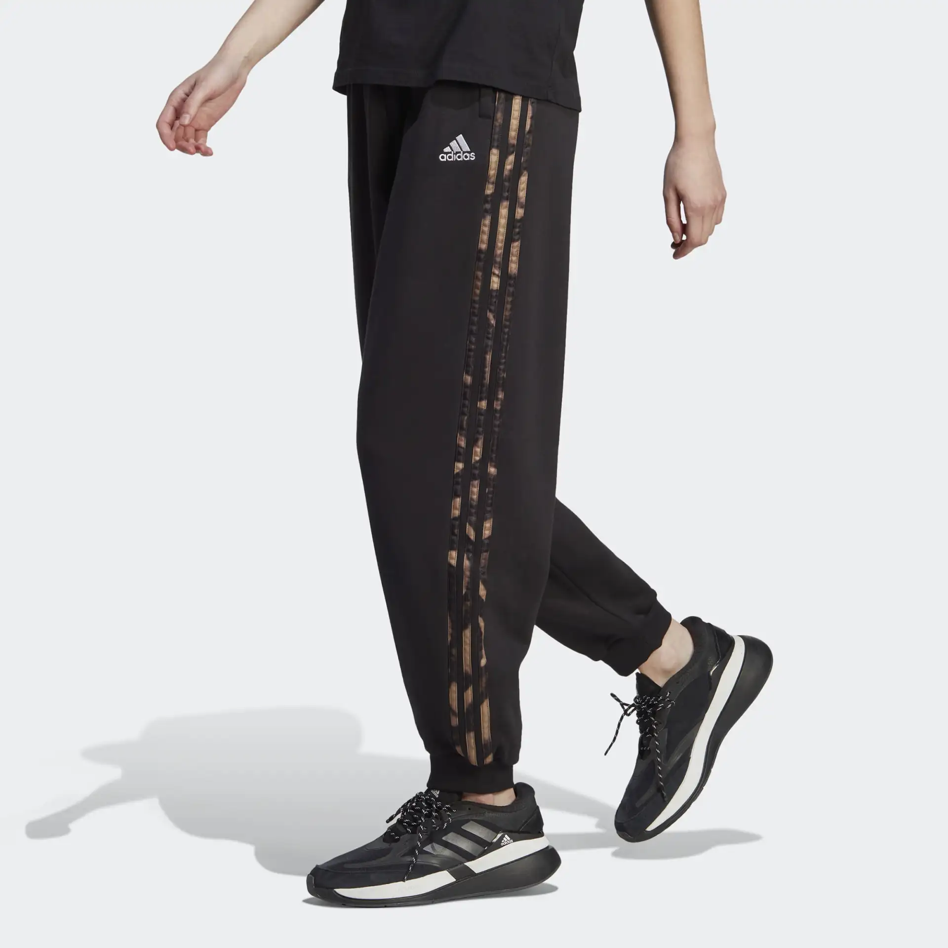  adidas 3-Stripes VIBAOP 3S Sweatpants Black/Multicolor
